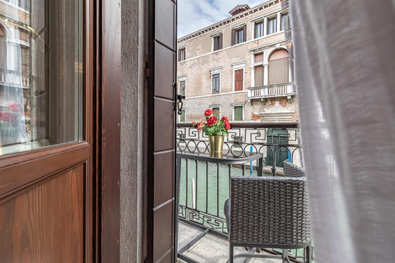 Italian Experience-Riva Degli Schiavoni Boutique Apartment Venice Exterior photo